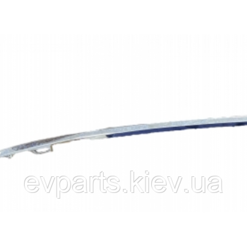 Накладка переднього бампера середня (хром) Honda M-NV (71125-3K4-H00)