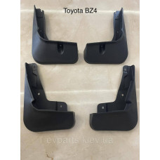 Бризговики Toyota bZ4X